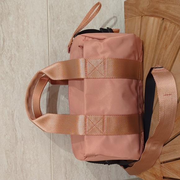 Everlane Handbags - Everlane Crossbody Bag in Peach and Tan